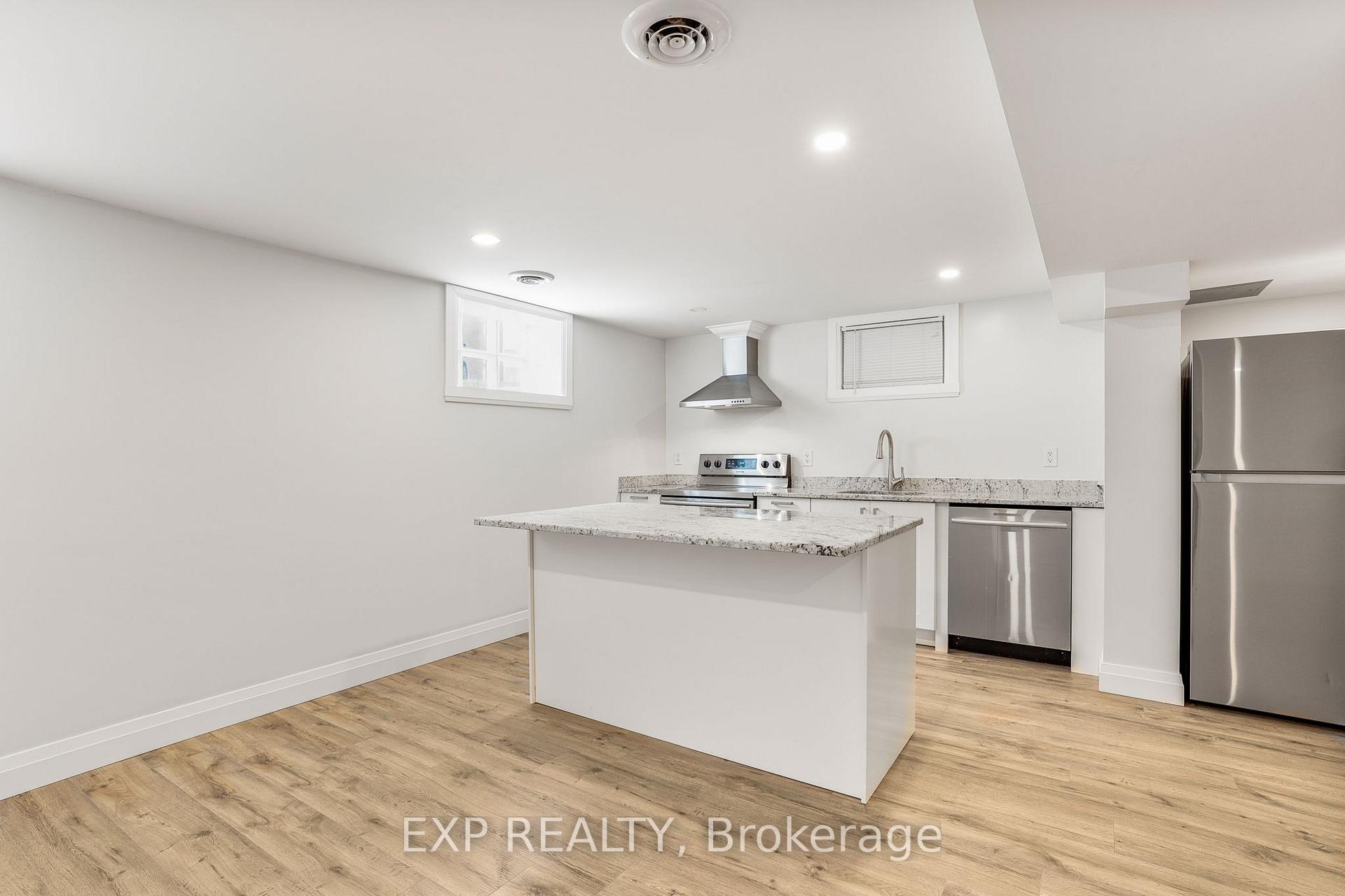 Photo 13 of 494 Wolffdale Crescent, Ottawa, Overbrook/Castle Heights — HOMEH