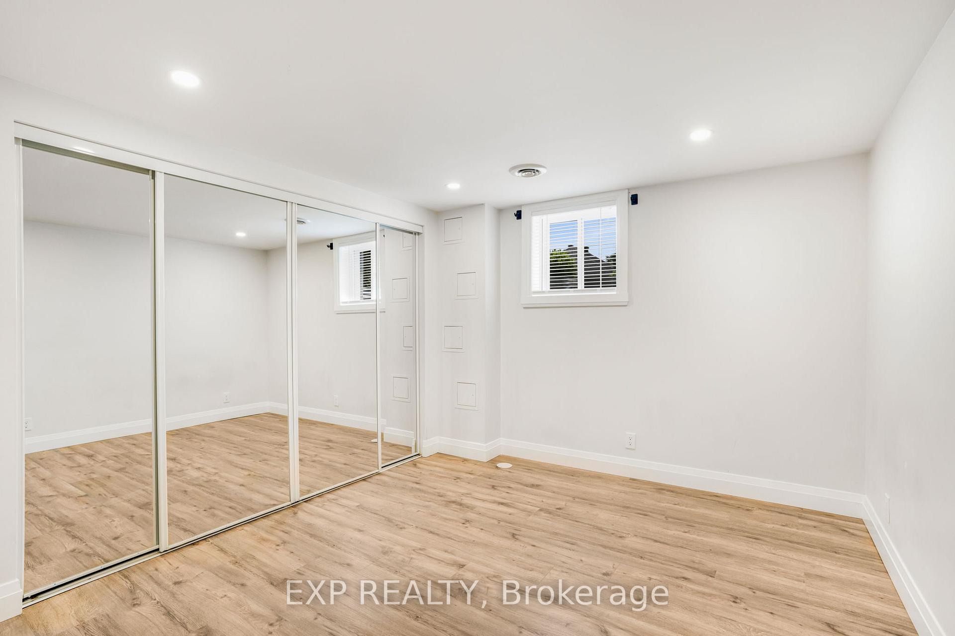 Photo 19 of 494 Wolffdale Crescent, Ottawa, Overbrook/Castle Heights — HOMEH