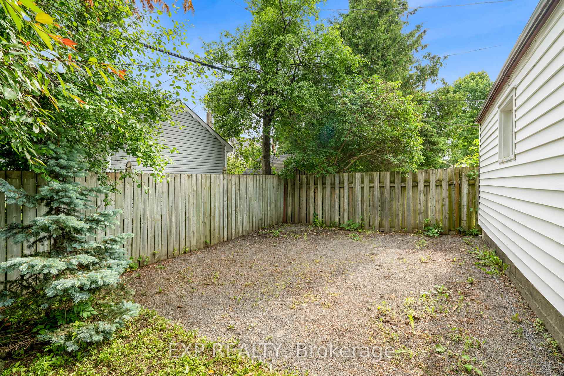 Photo 26 of 494 Wolffdale Crescent, Ottawa, Overbrook/Castle Heights — HOMEH