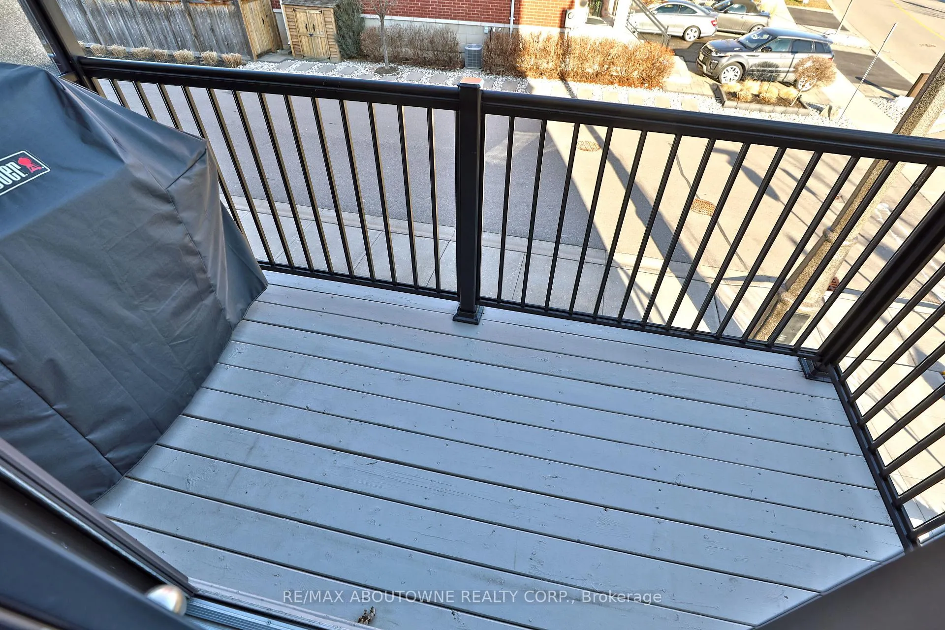 Photo 12 of 220 Vellwood Common, Oakville, Bronte — HOMEH
