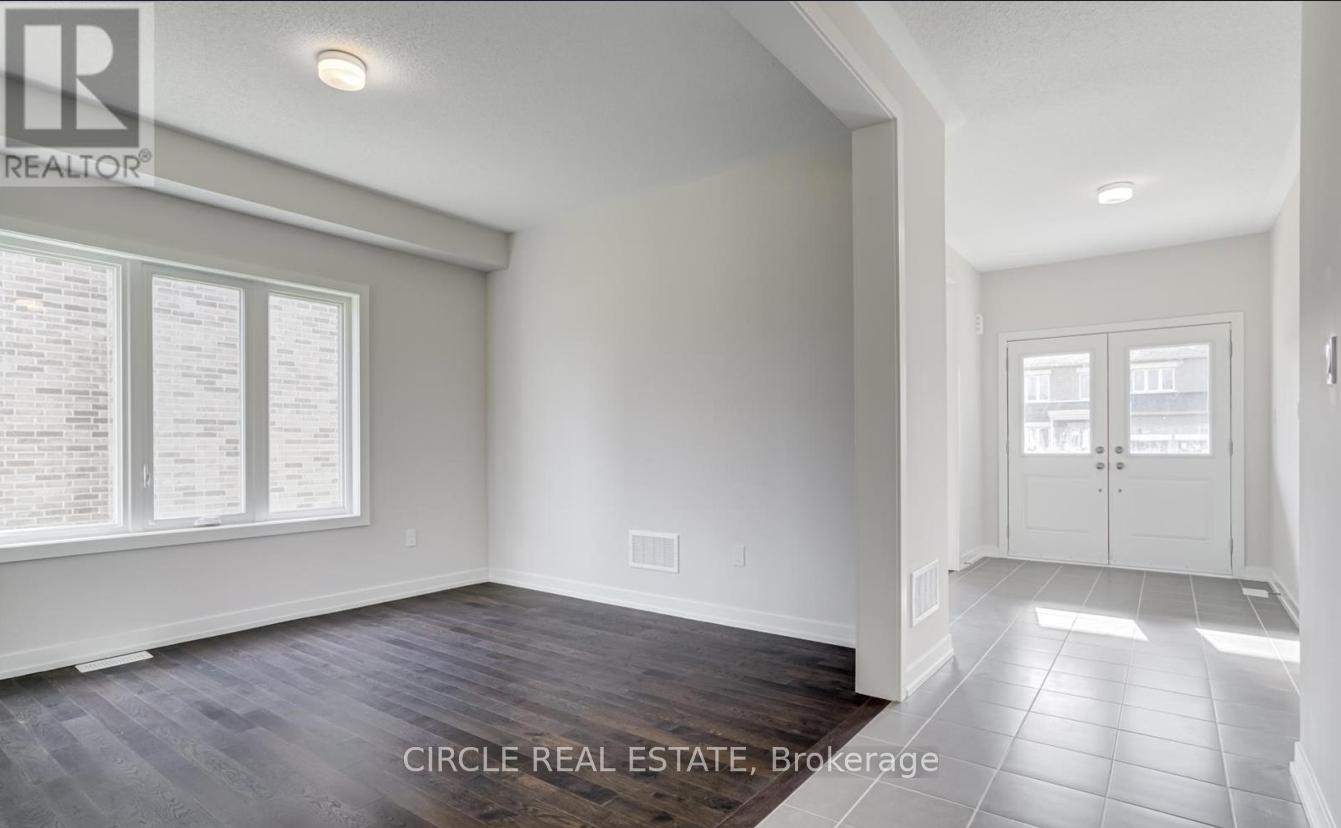 Photo 7 of 19 Tulip Crescent, Norfolk, Simcoe — HOMEH