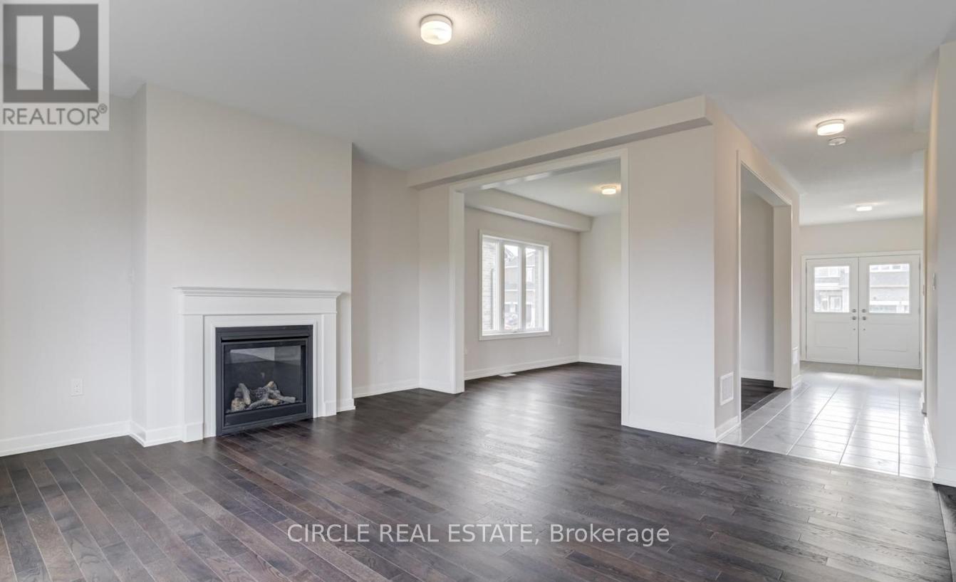 Photo 10 of 19 Tulip Crescent, Norfolk, Simcoe — HOMEH