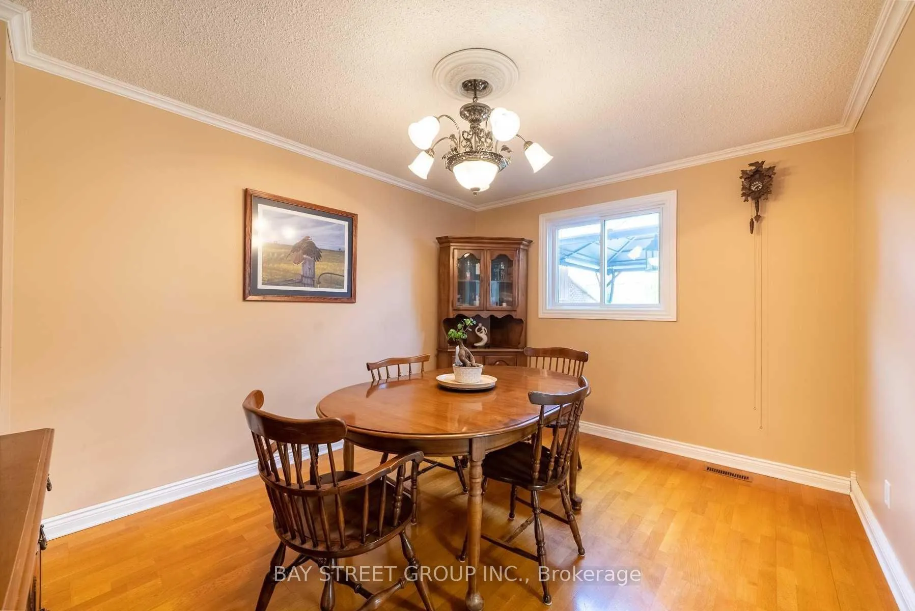 Photo 7 of 850 Monaghan Avenue, Oshawa, Vanier — HOMEH