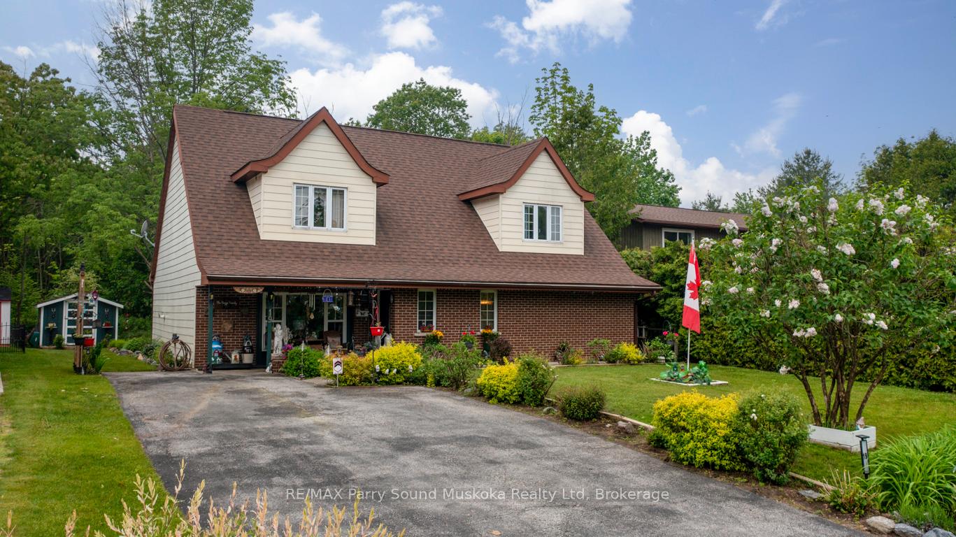 Photo 1 of 19 Macklaim Drive, Parry Sound — HOMEH