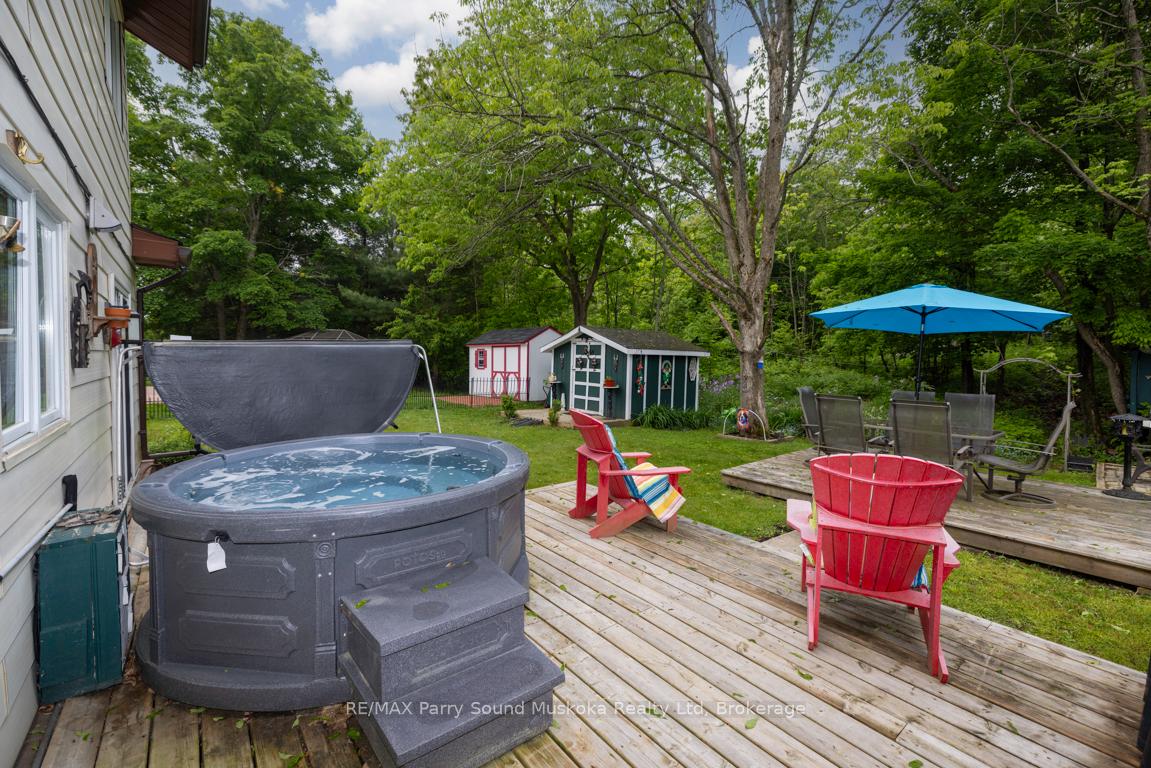 Photo 5 of 19 Macklaim Drive, Parry Sound — HOMEH