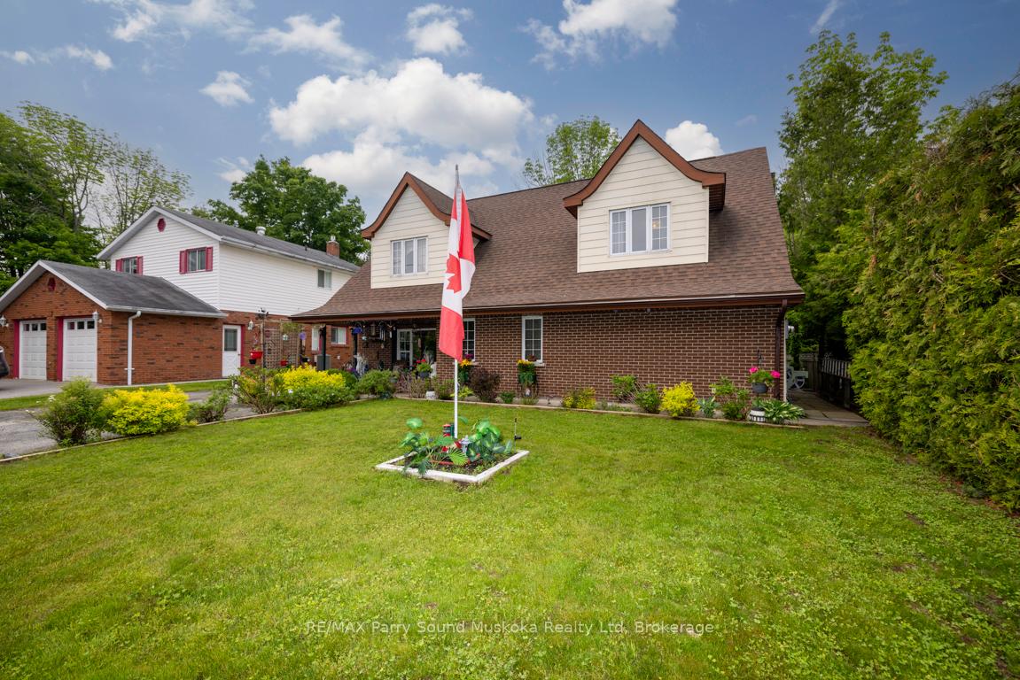 Photo 9 of 19 Macklaim Drive, Parry Sound — HOMEH