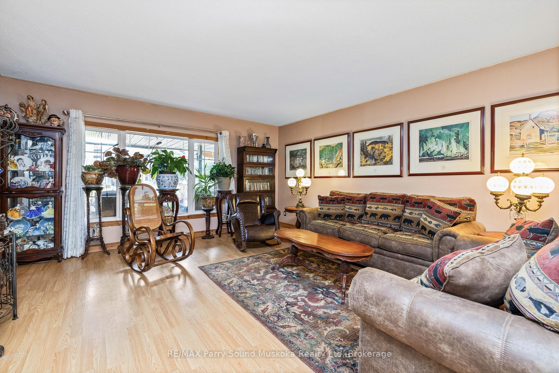 Photo 11 of 19 Macklaim Drive, Parry Sound — HOMEH
