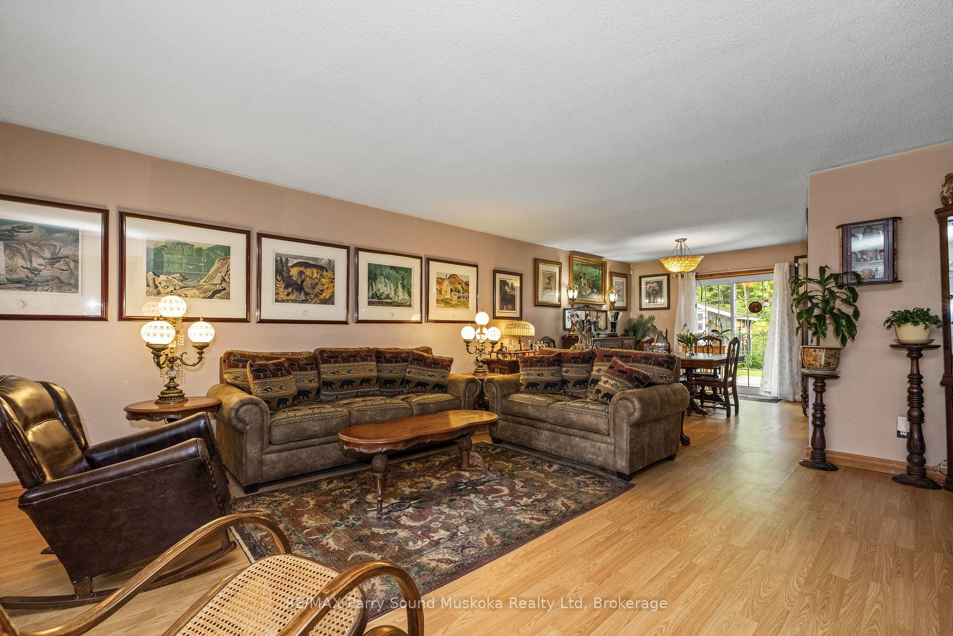 Photo 12 of 19 Macklaim Drive, Parry Sound — HOMEH