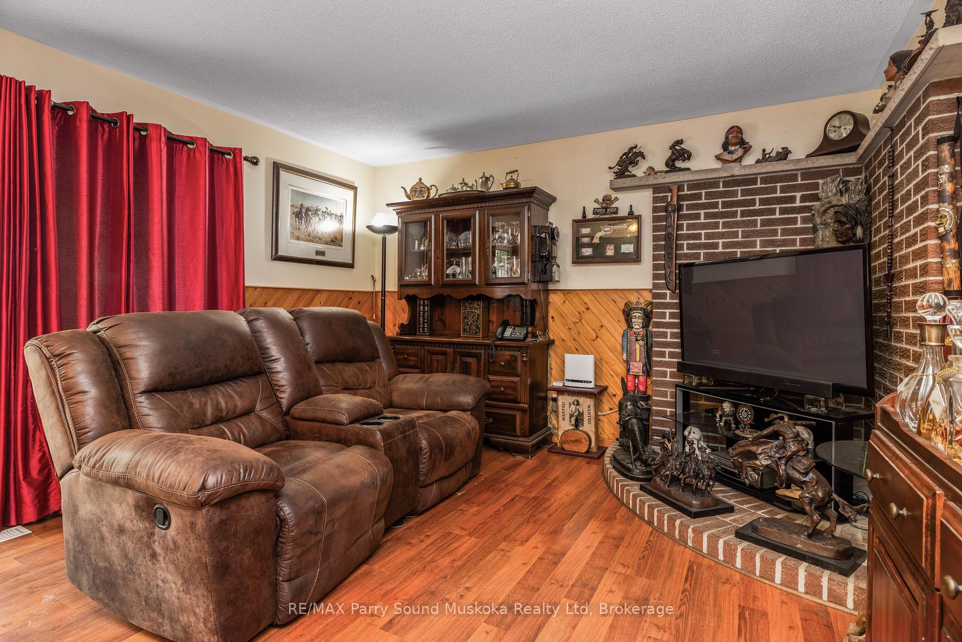 Photo 22 of 19 Macklaim Drive, Parry Sound — HOMEH