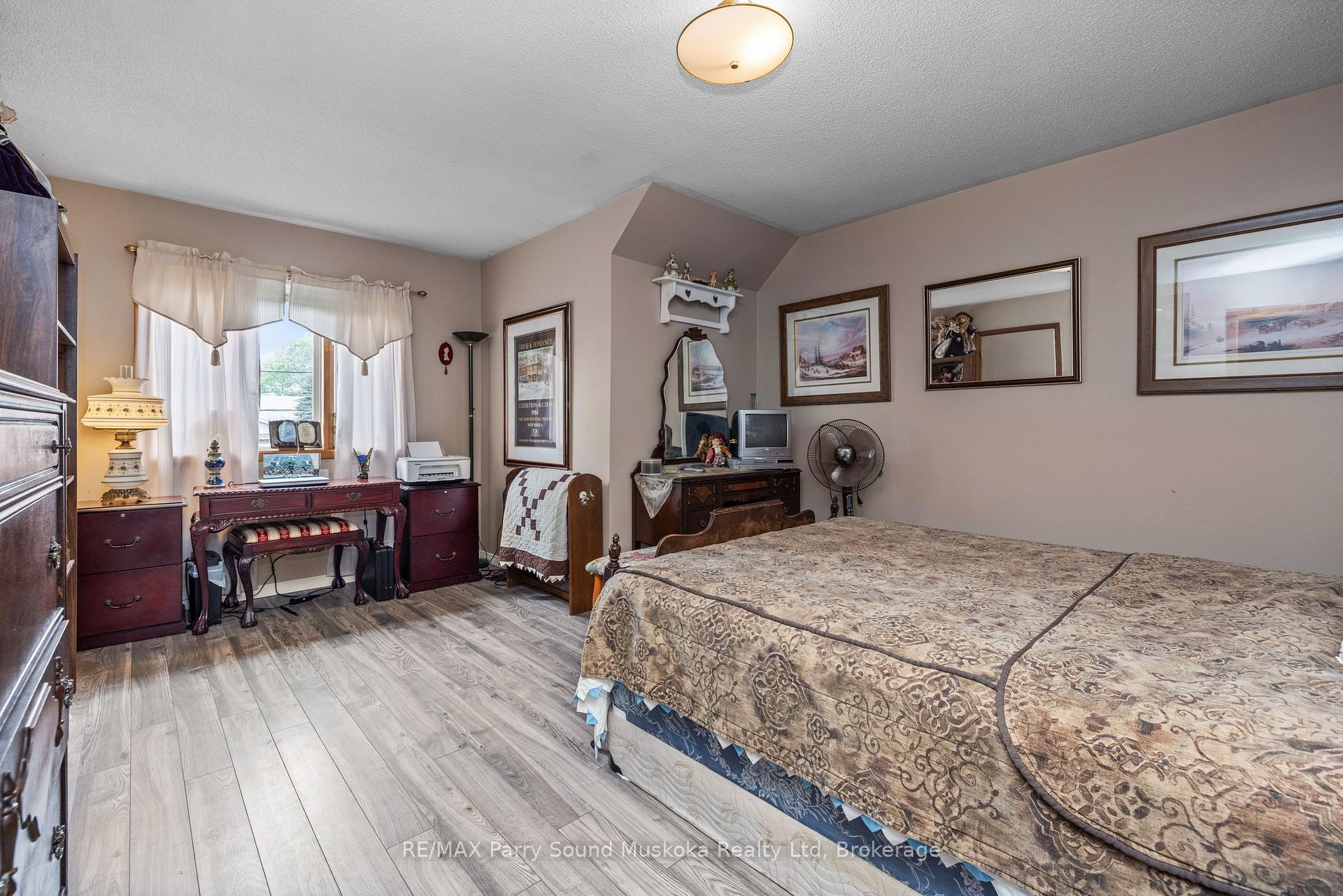 Photo 32 of 19 Macklaim Drive, Parry Sound — HOMEH