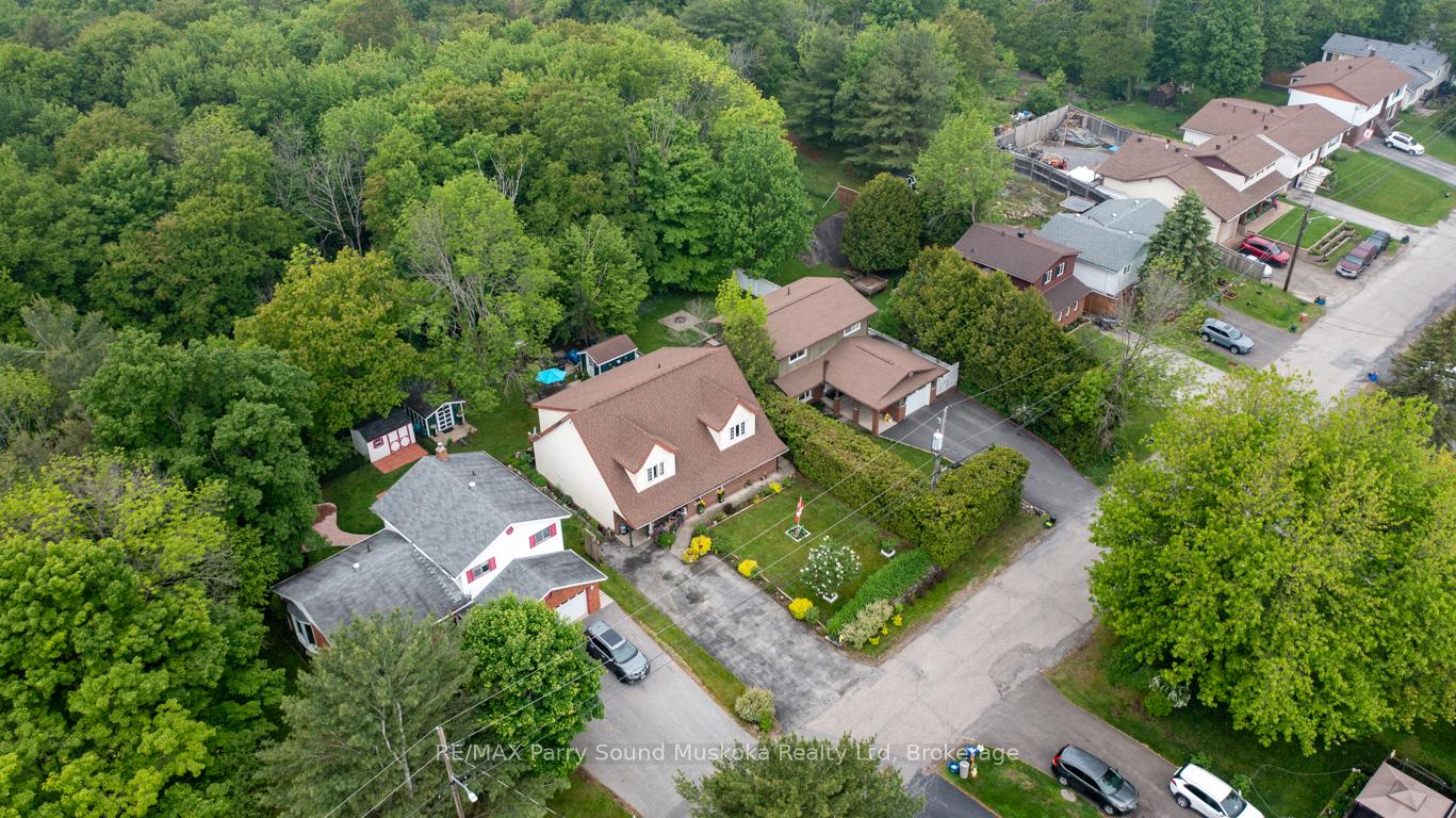 Photo 42 of 19 Macklaim Drive, Parry Sound — HOMEH