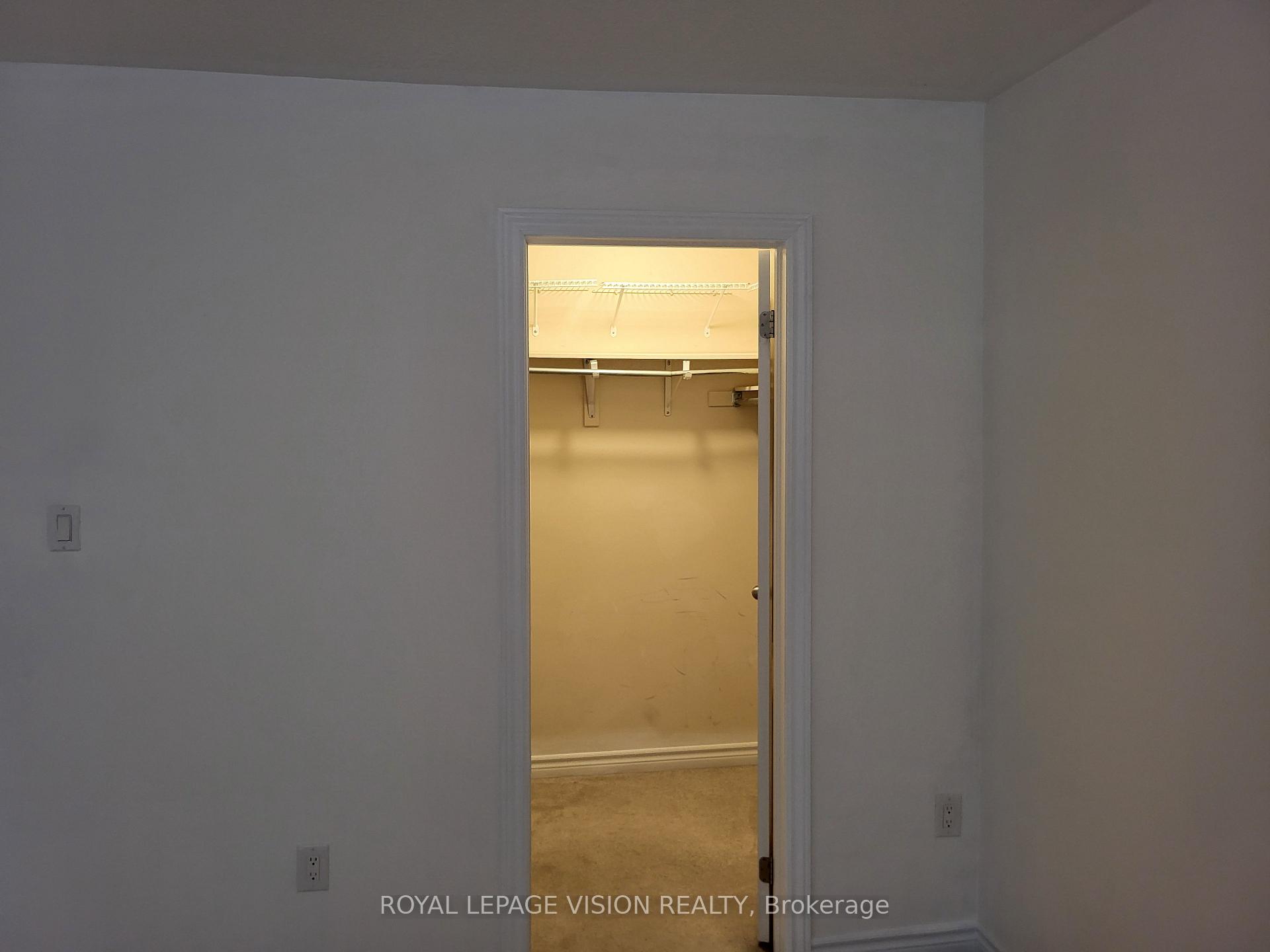 Photo 6 of Unit Upper, 715 Agnew Crescent, Milton, Beaty — HOMEH