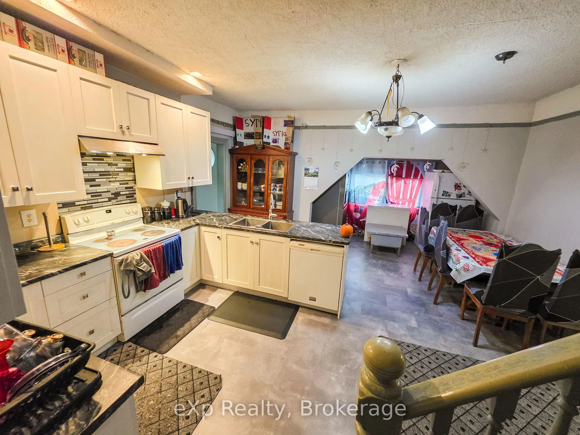 Photo 12 of 191 Frances Street, North Huron, Wingham — HOMEH