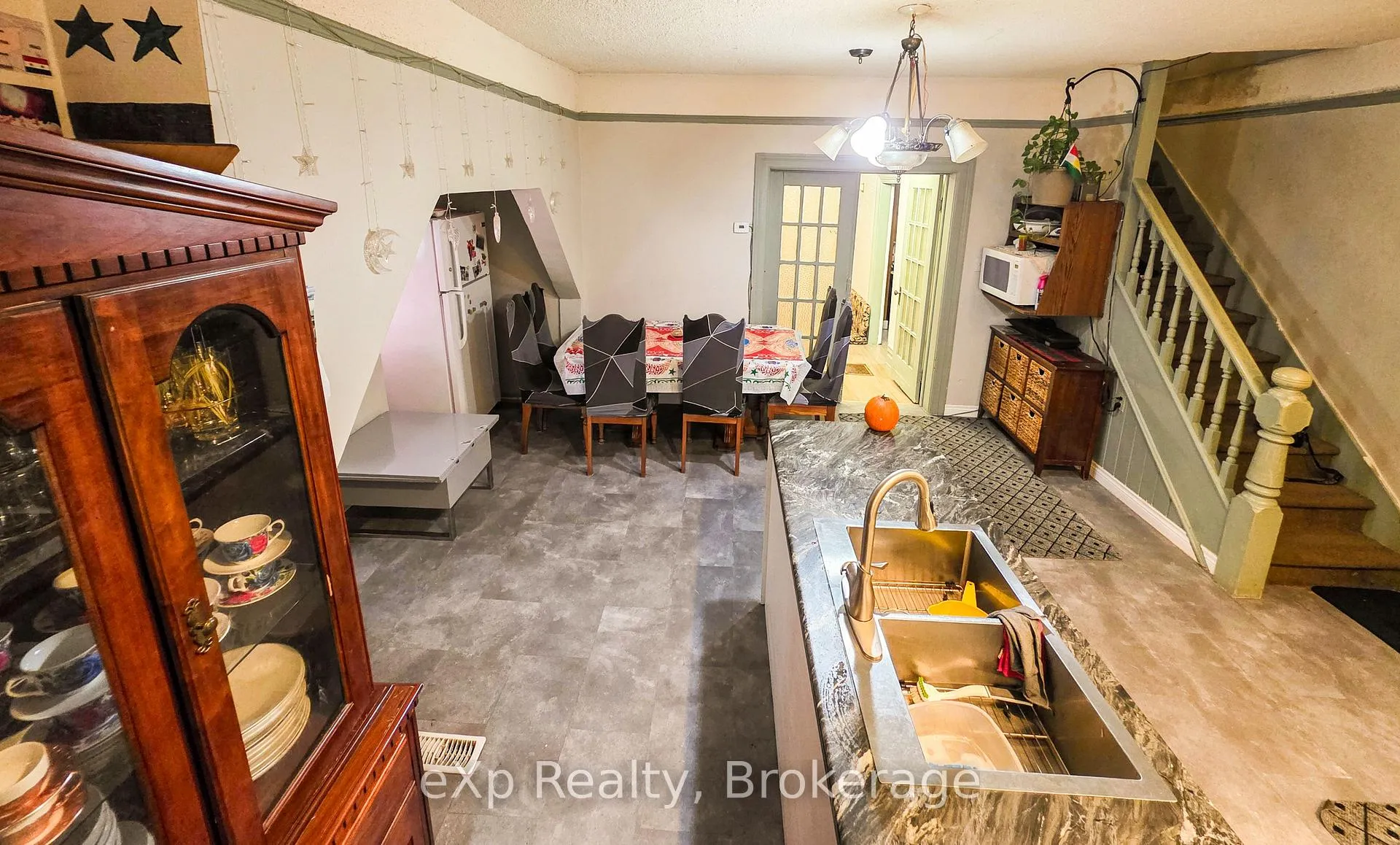 Photo 14 of 191 Frances Street, North Huron, Wingham — HOMEH