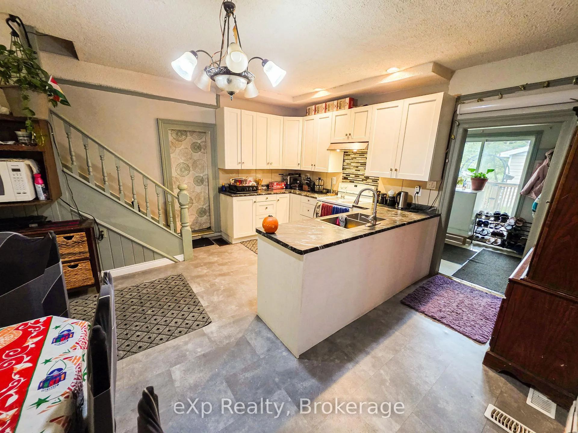 Photo 15 of 191 Frances Street, North Huron, Wingham — HOMEH