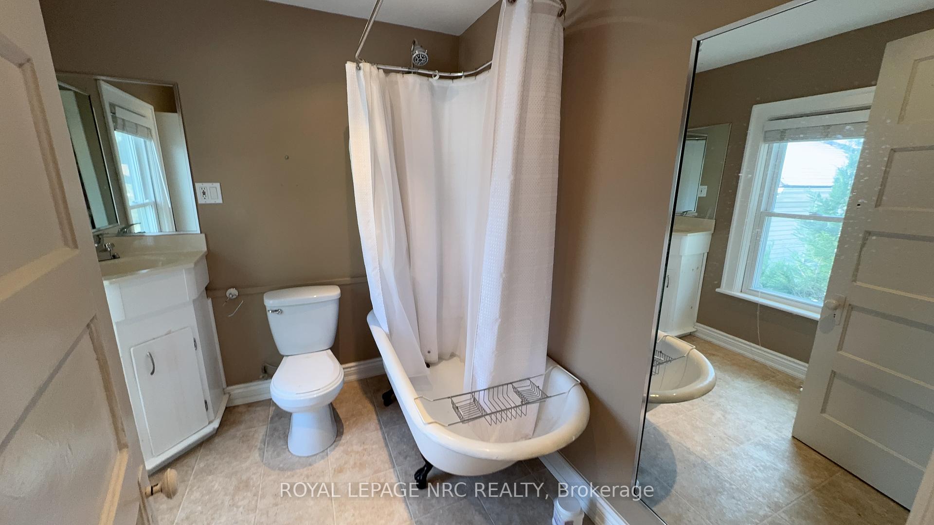 Photo 24 of 4579 Eastwood Crescent, Niagara Falls, Downtown — HOMEH