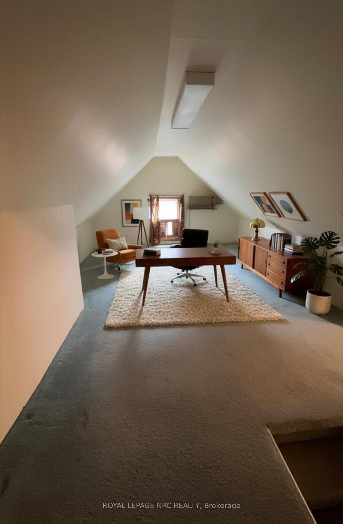 Photo 26 of 4579 Eastwood Crescent, Niagara Falls, Downtown — HOMEH