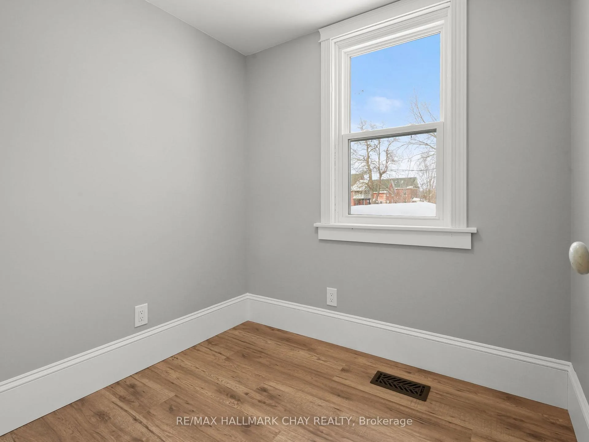 Photo 32 of 14 Wilson Street, New Tecumseth, Tottenham — HOMEH