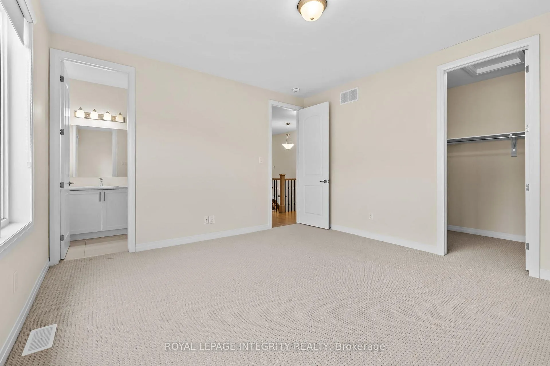 Photo 24 of 807 Mercier Crescent E, Ottawa, Chapel Hill South - Orleans Village — HOMEH