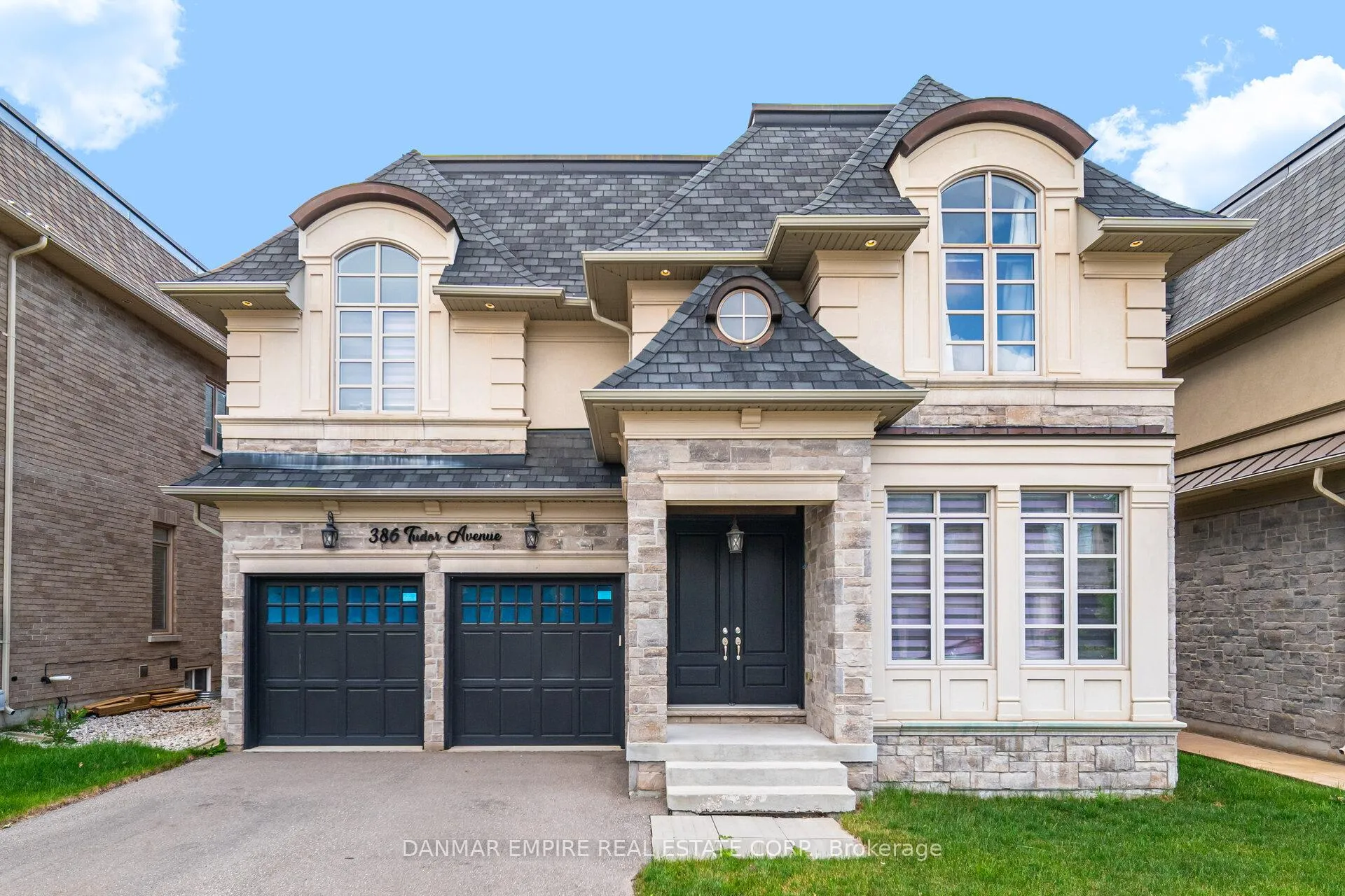 Photo 1 of 386 Tudor Avenue, Oakville, West — HOMEH
