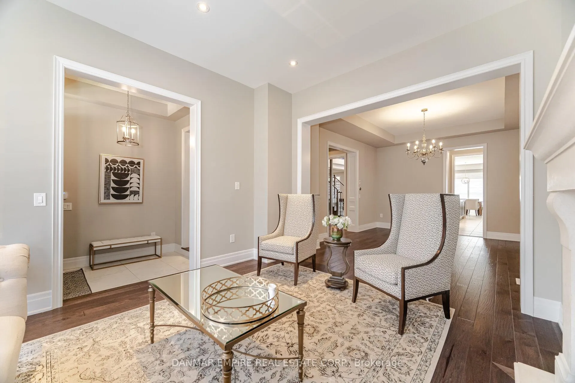 Photo 5 of 386 Tudor Avenue, Oakville, West — HOMEH