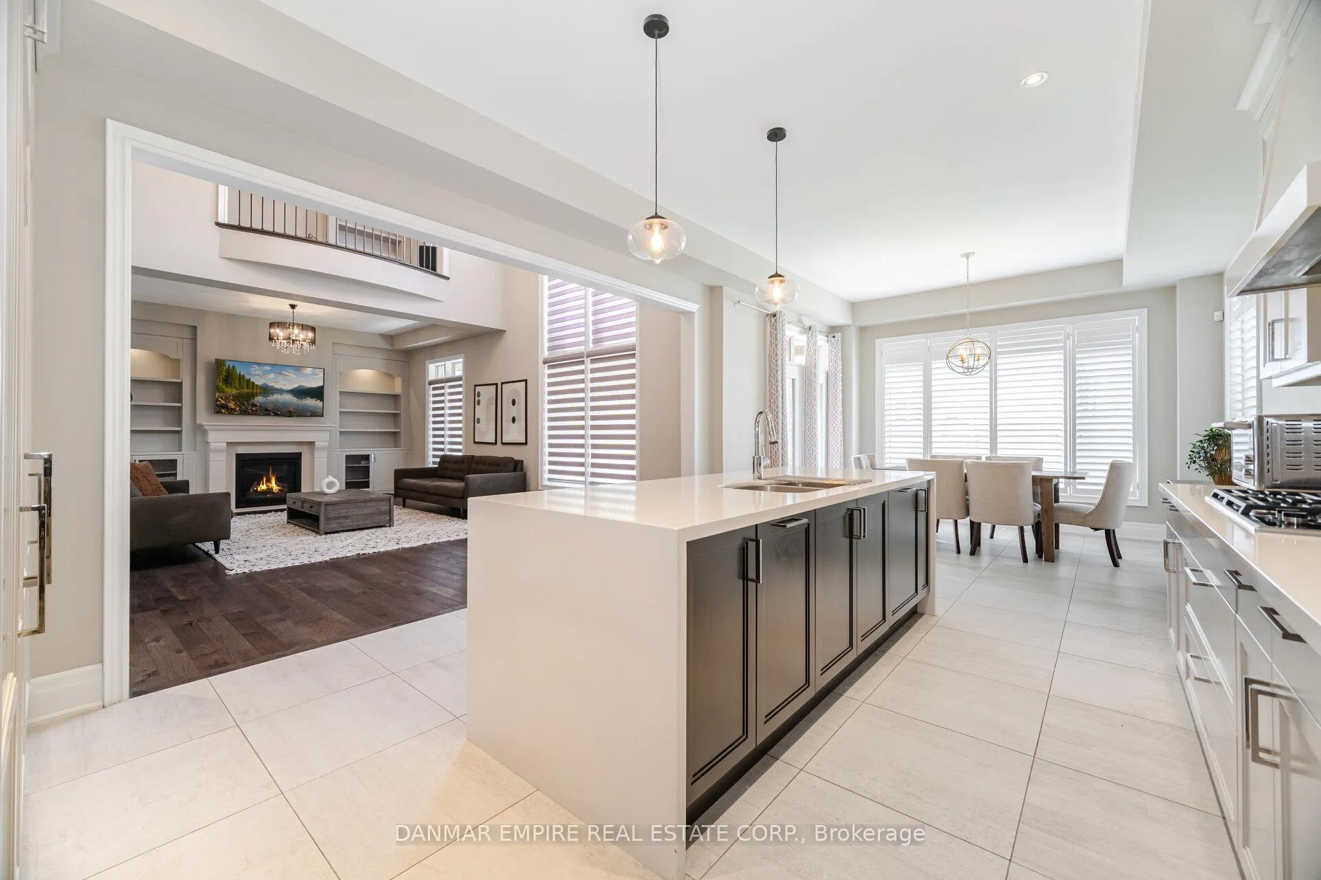 Photo 9 of 386 Tudor Avenue, Oakville, West — HOMEH