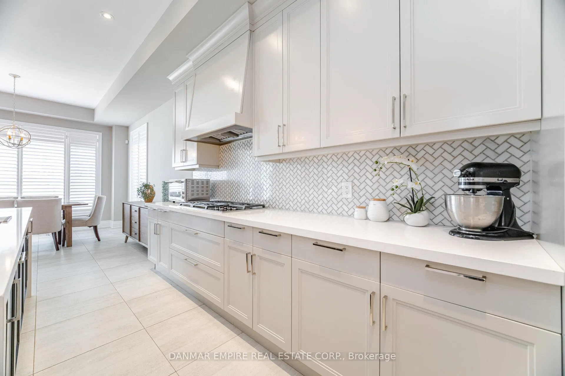 Photo 14 of 386 Tudor Avenue, Oakville, West — HOMEH