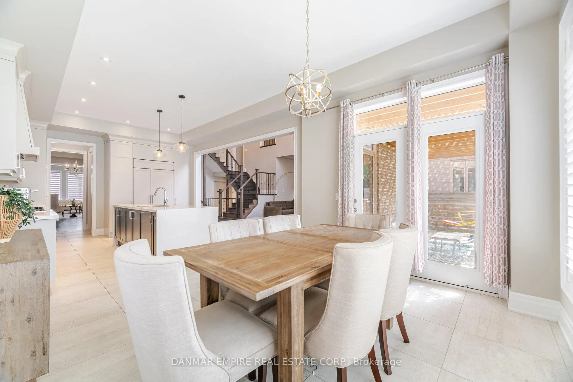 Photo 17 of 386 Tudor Avenue, Oakville, West — HOMEH