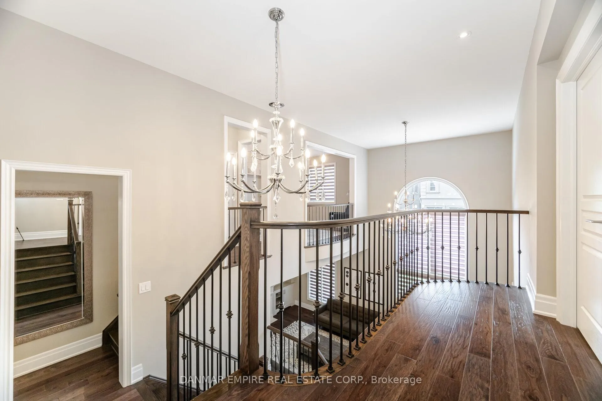 Photo 26 of 386 Tudor Avenue, Oakville, West — HOMEH