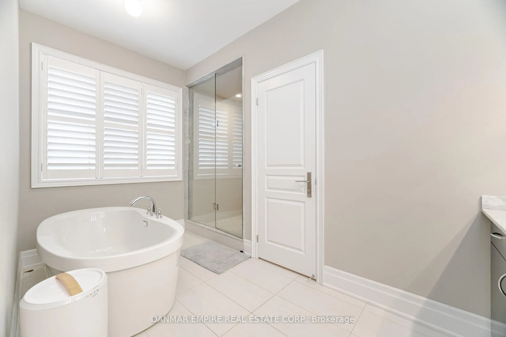 Photo 30 of 386 Tudor Avenue, Oakville, West — HOMEH