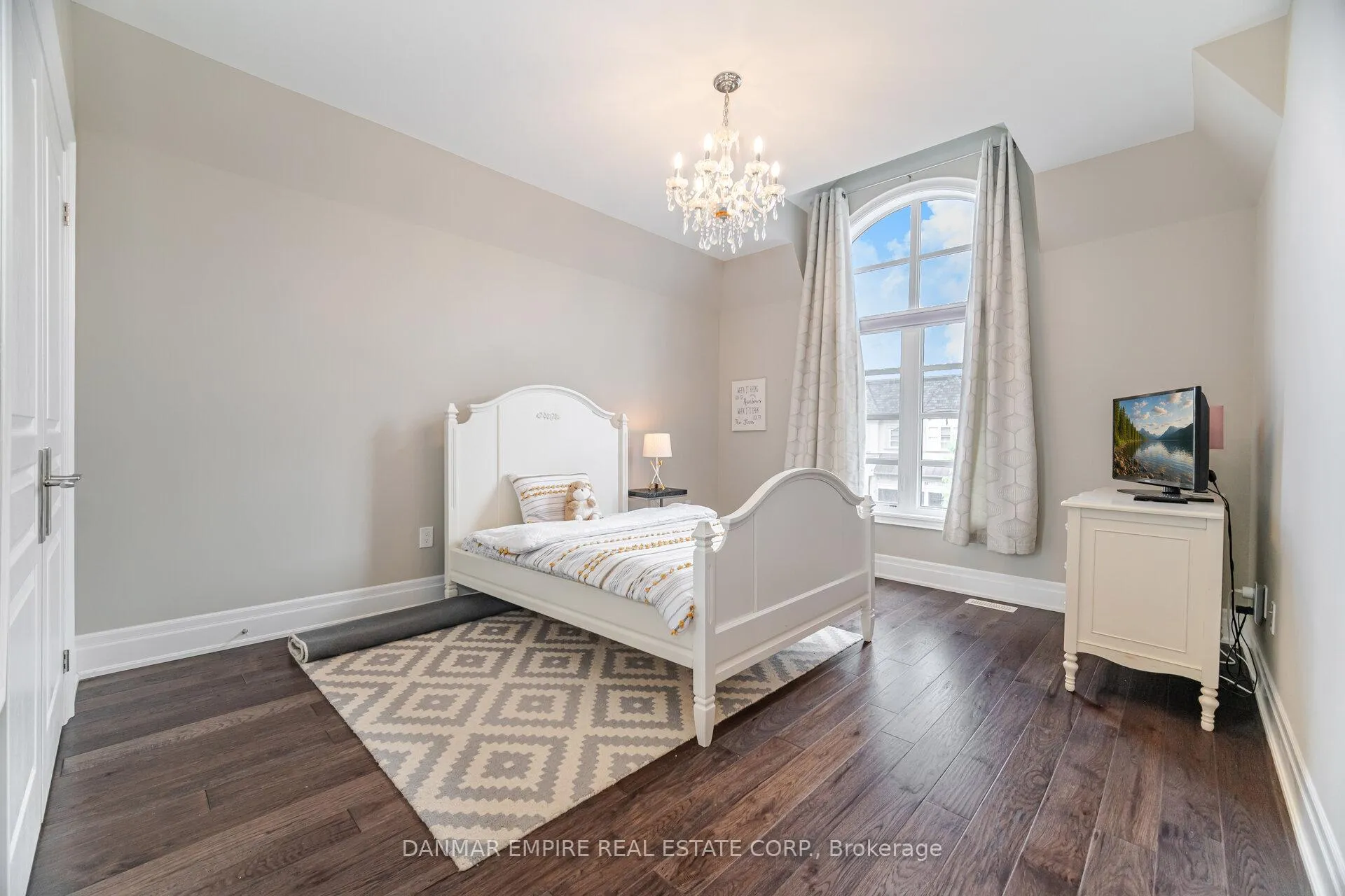 Photo 42 of 386 Tudor Avenue, Oakville, West — HOMEH