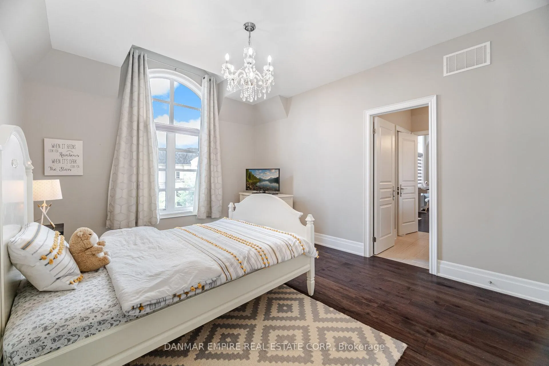 Photo 43 of 386 Tudor Avenue, Oakville, West — HOMEH