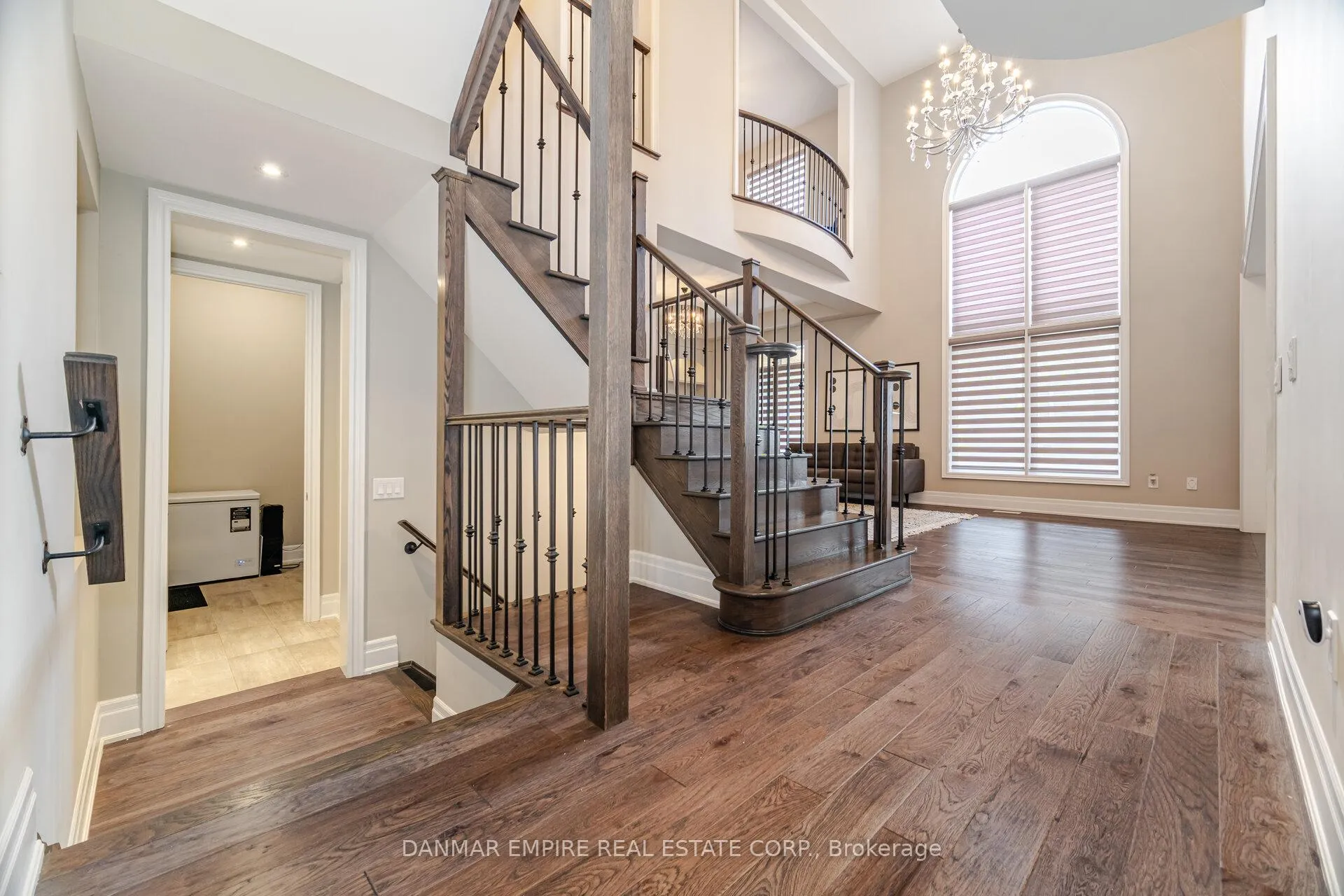 Photo 45 of 386 Tudor Avenue, Oakville, West — HOMEH