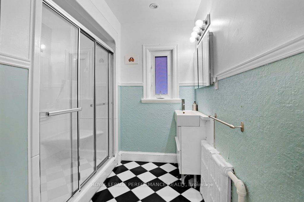Photo 10 of 50 Delaware Avenue, Ottawa, Ottawa Centre/Golden Triangle — HOMEH