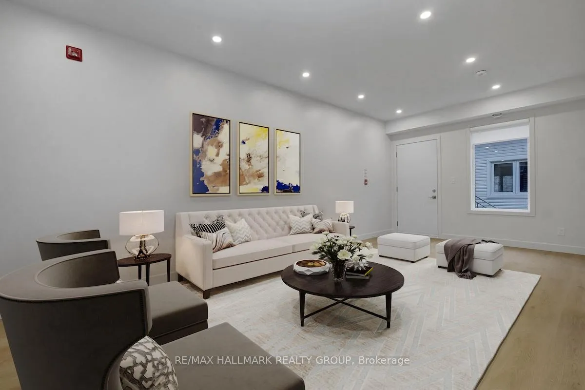 Photo 4 of Unit 4, 199 Columbus Avenue, Ottawa, Overbrook/Castle Heights — HOMEH