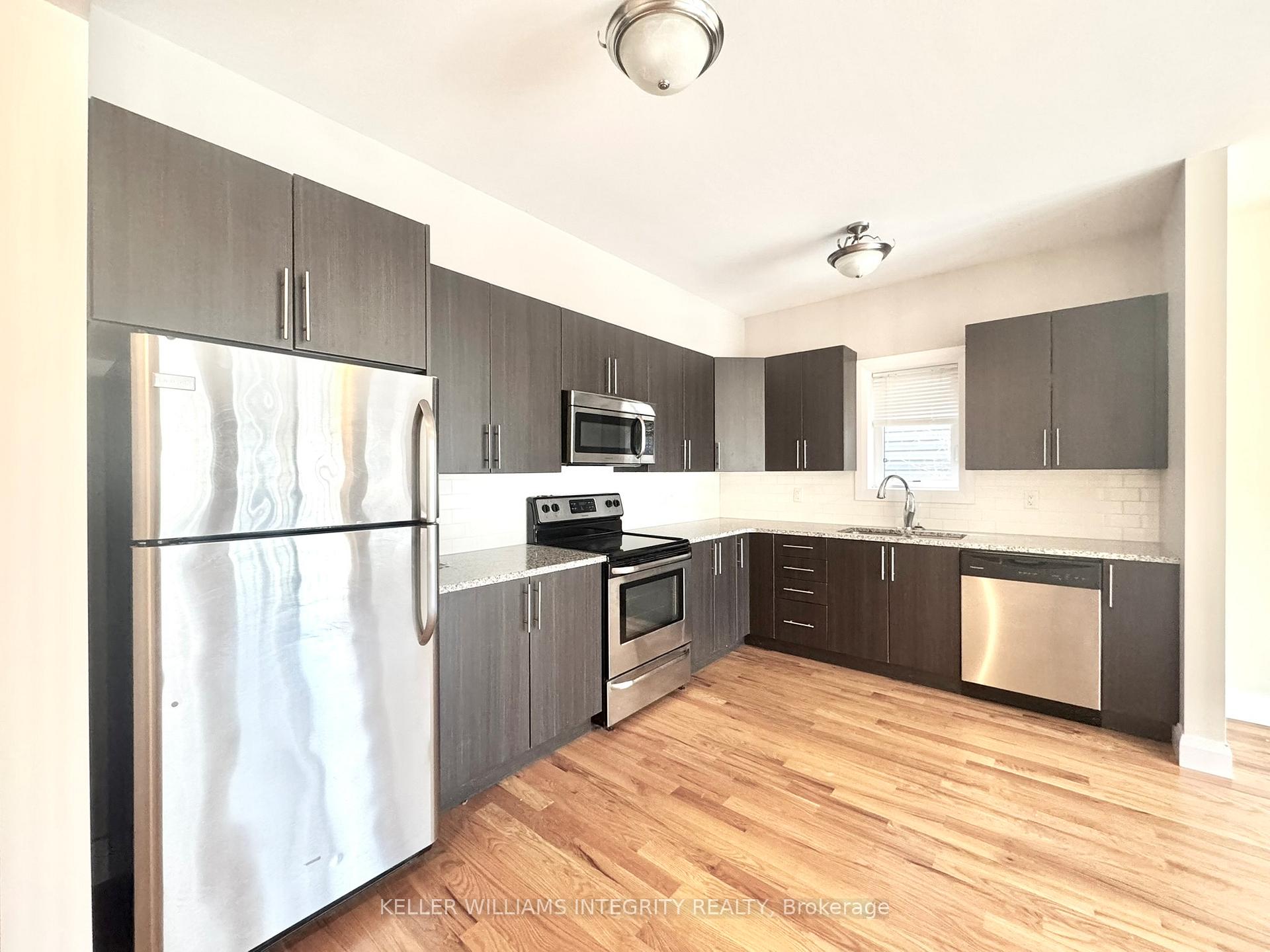 Photo 2 of 136 King George Street, Ottawa, Overbrook/Castle Heights — HOMEH