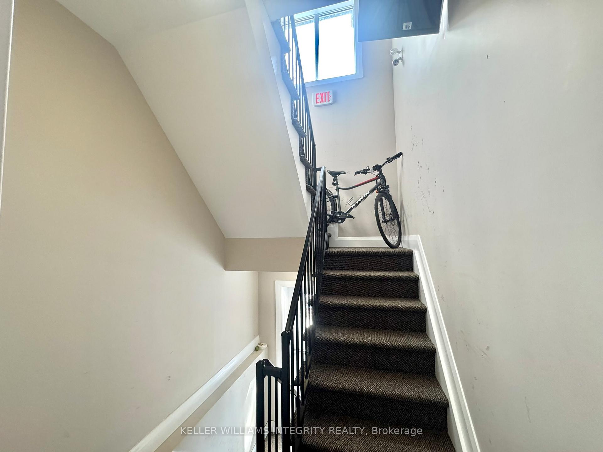 Photo 12 of 136 King George Street, Ottawa, Overbrook/Castle Heights — HOMEH