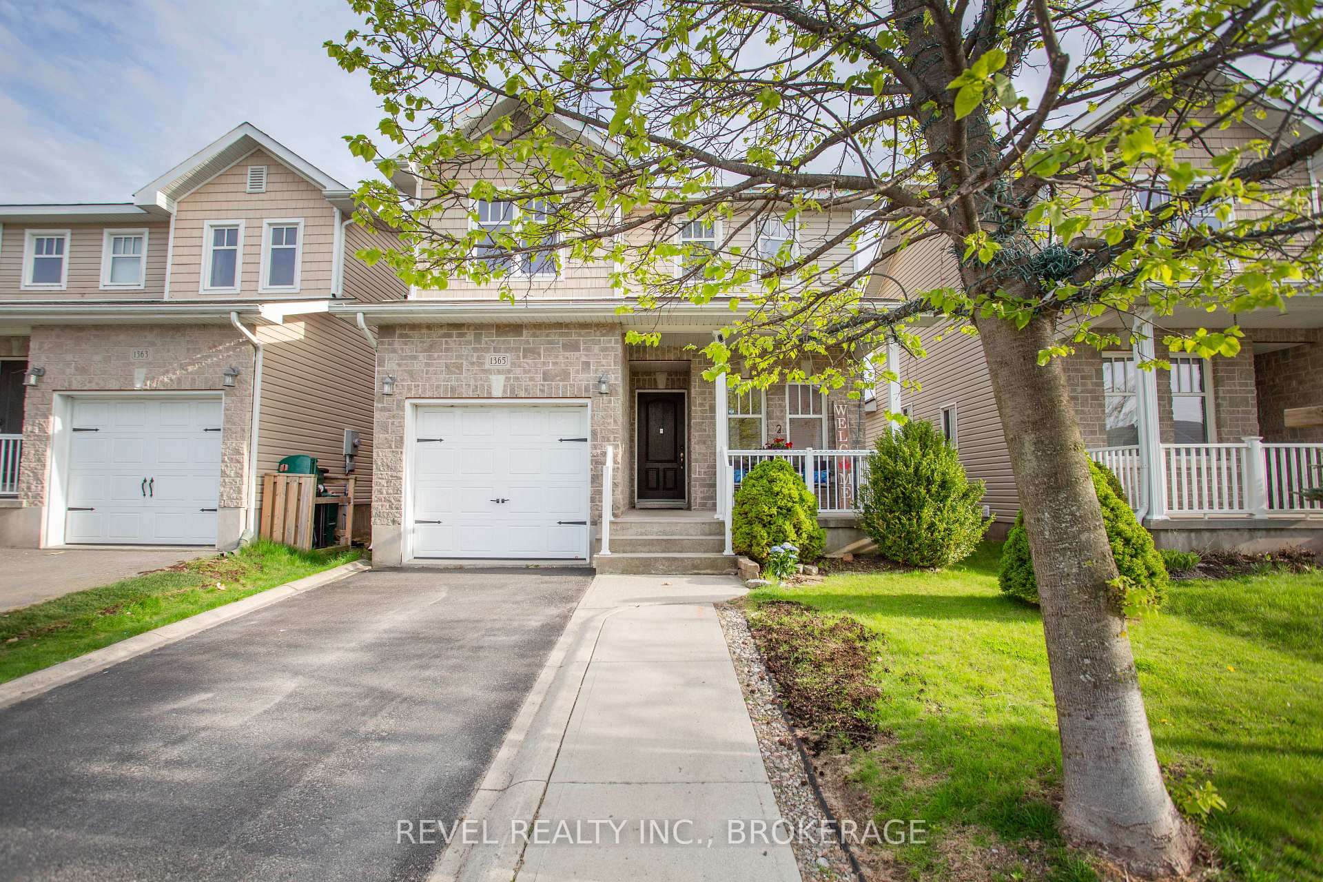 Photo 2 of 1365 Atkinson Street, Kingston, City Northwest — HOMEH