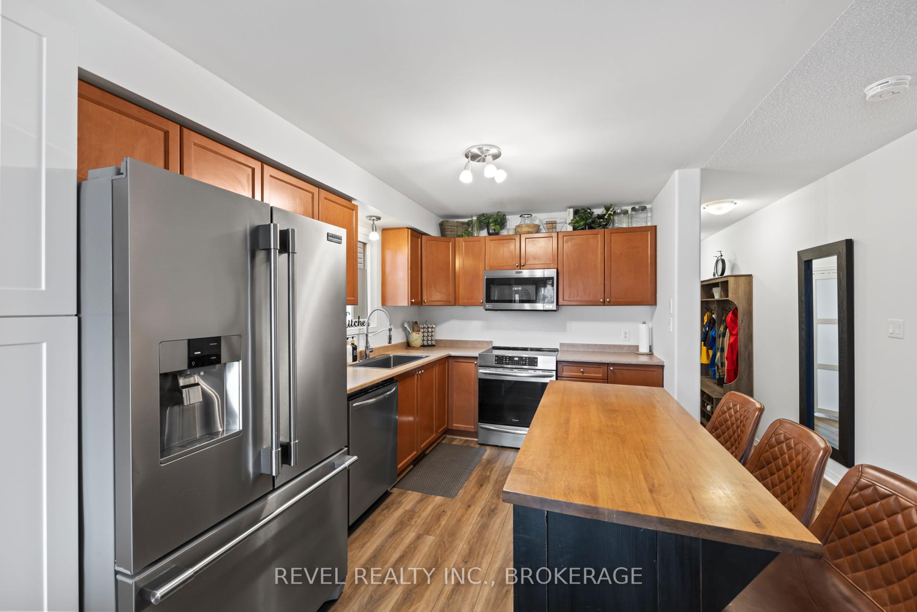 Photo 13 of 1365 Atkinson Street, Kingston, City Northwest — HOMEH