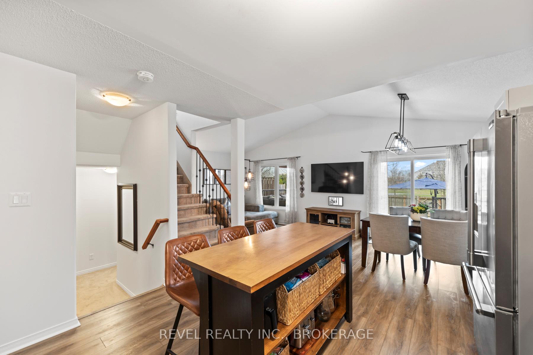 Photo 16 of 1365 Atkinson Street, Kingston, City Northwest — HOMEH