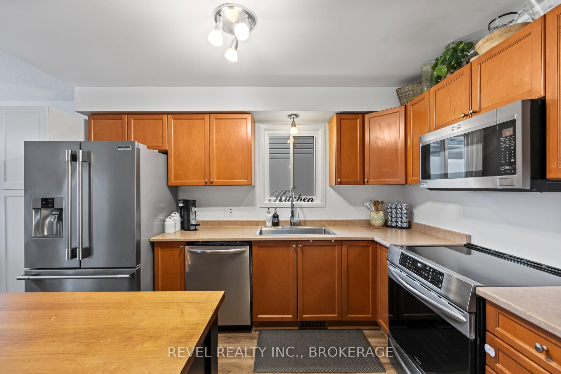 Photo 17 of 1365 Atkinson Street, Kingston, City Northwest — HOMEH