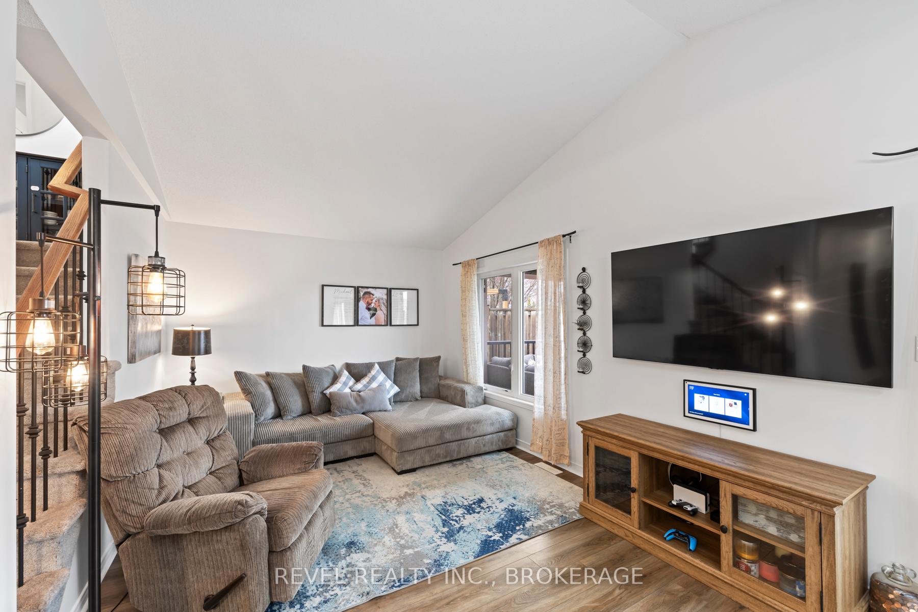 Photo 19 of 1365 Atkinson Street, Kingston, City Northwest — HOMEH