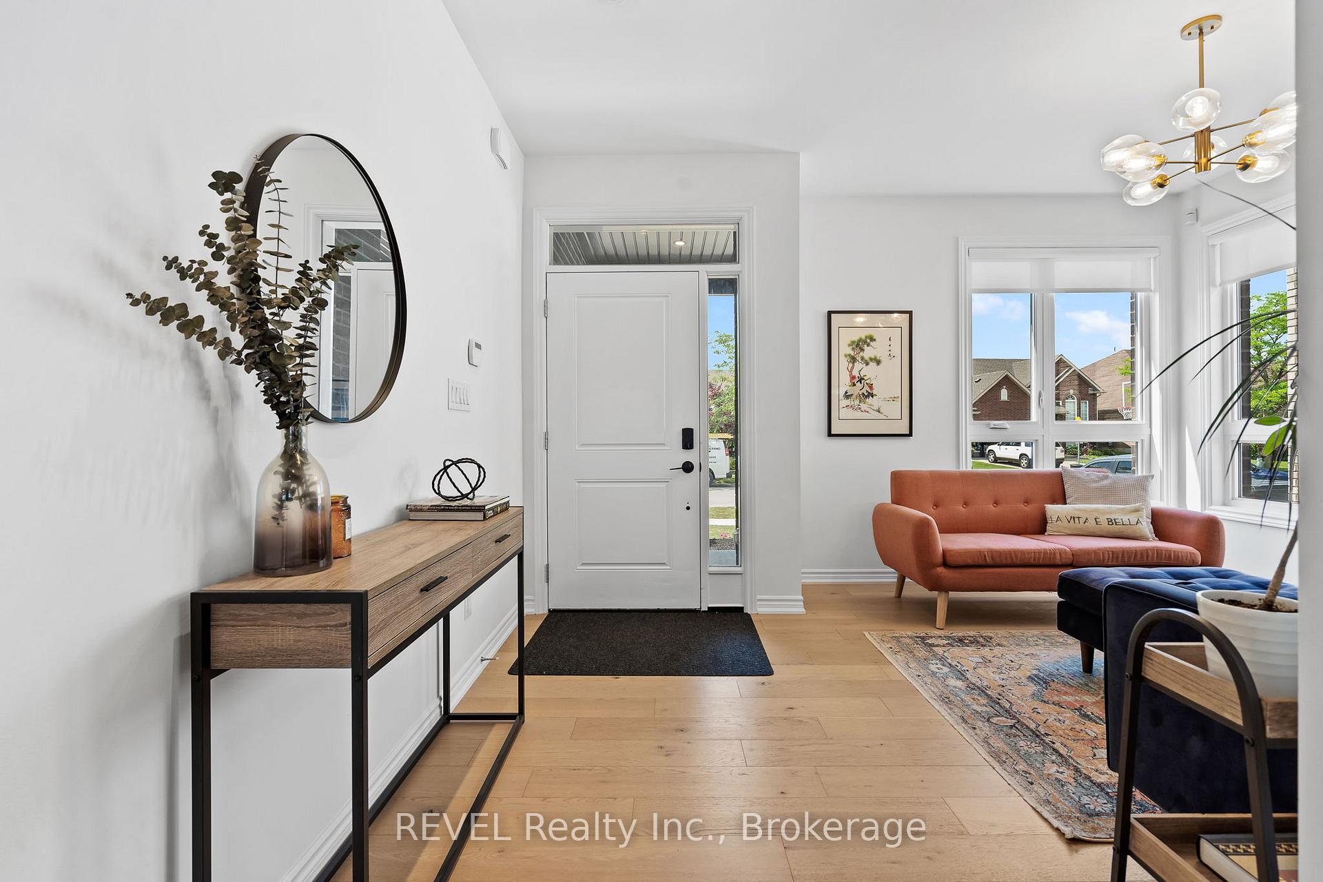 Photo 6 of 8045 Brookside Drive, Niagara Falls, Ascot — HOMEH