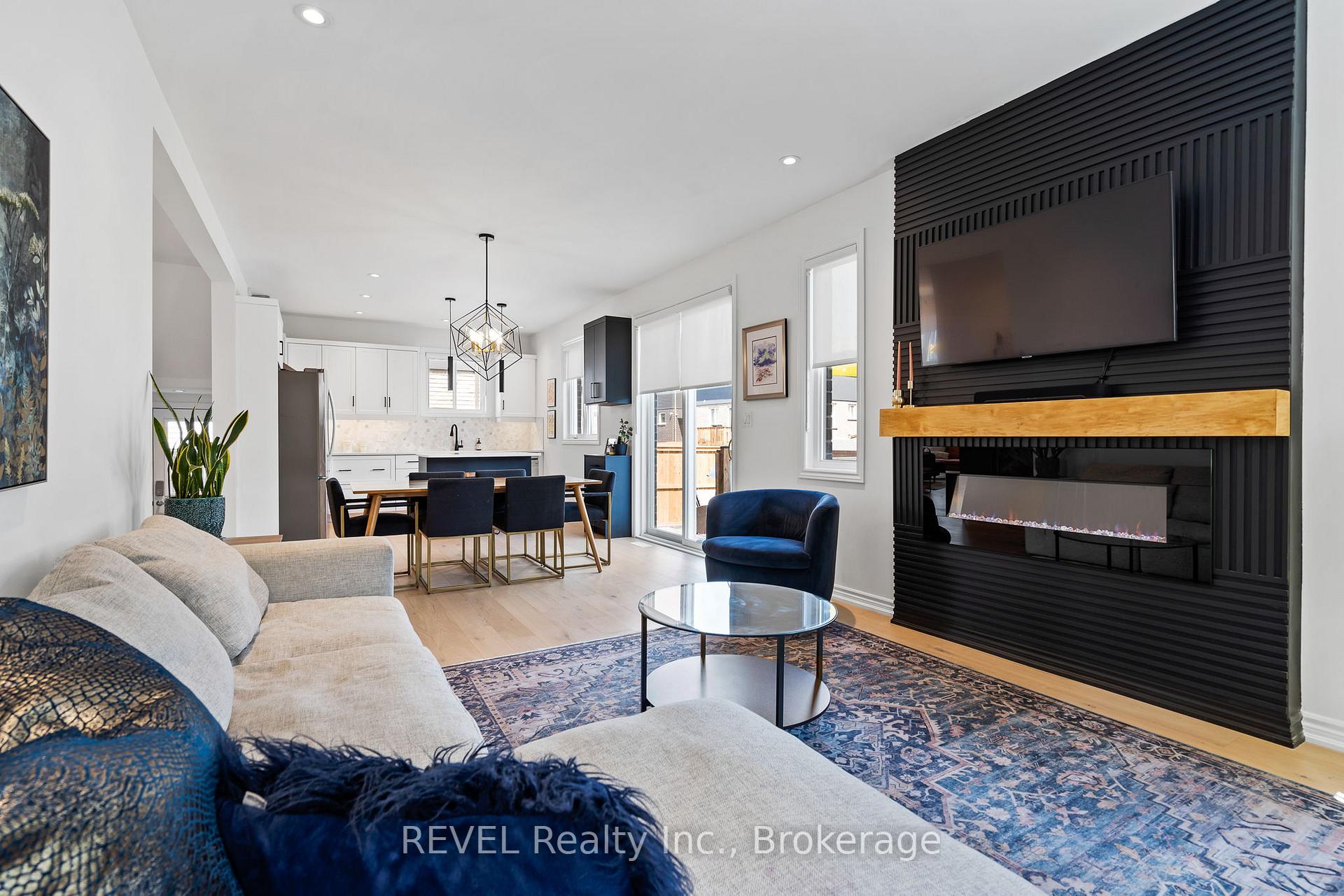Photo 13 of 8045 Brookside Drive, Niagara Falls, Ascot — HOMEH