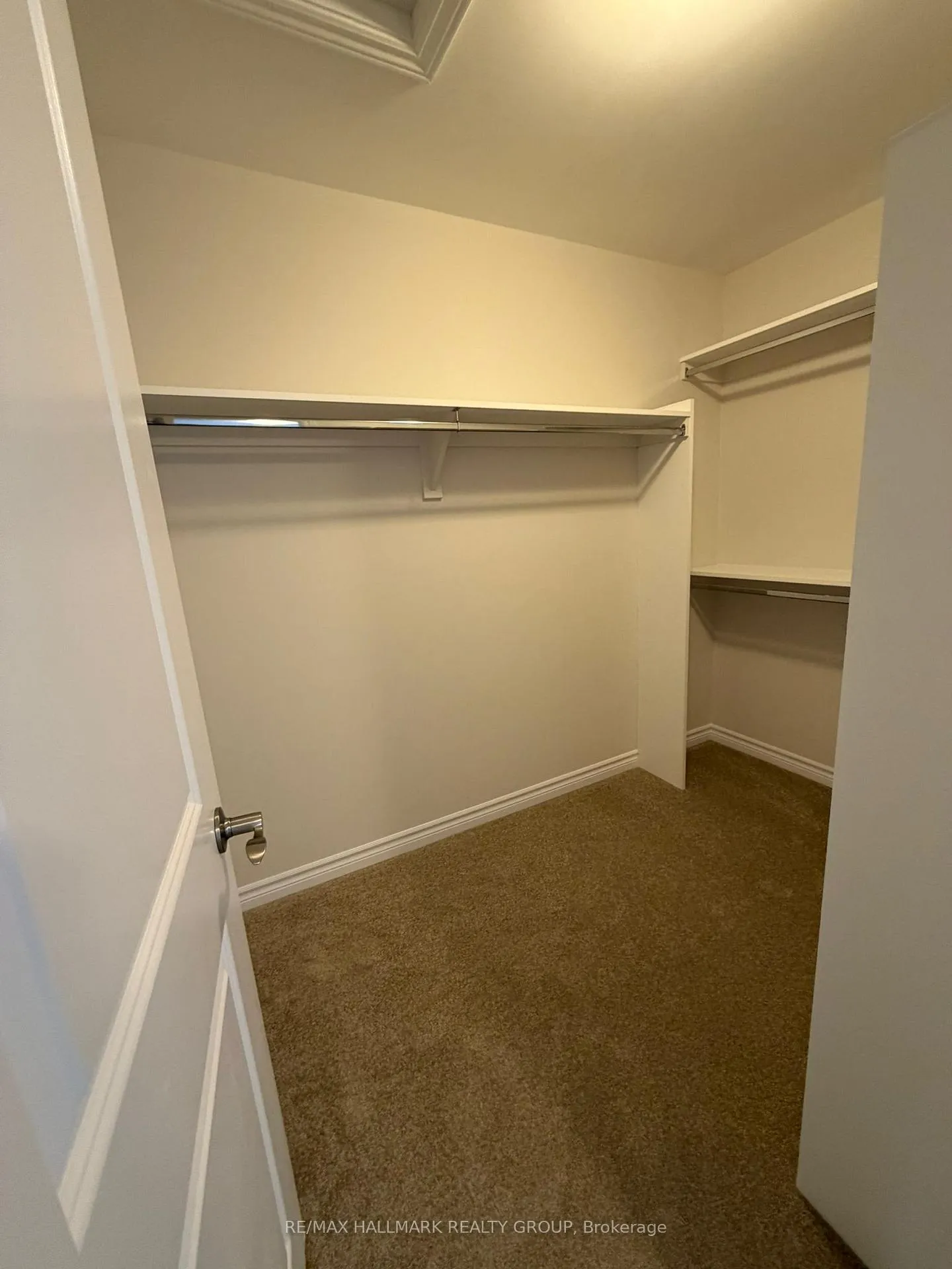 Photo 11 of 705 Montrichard Road, Ottawa, Notting Hill/Summerside — HOMEH