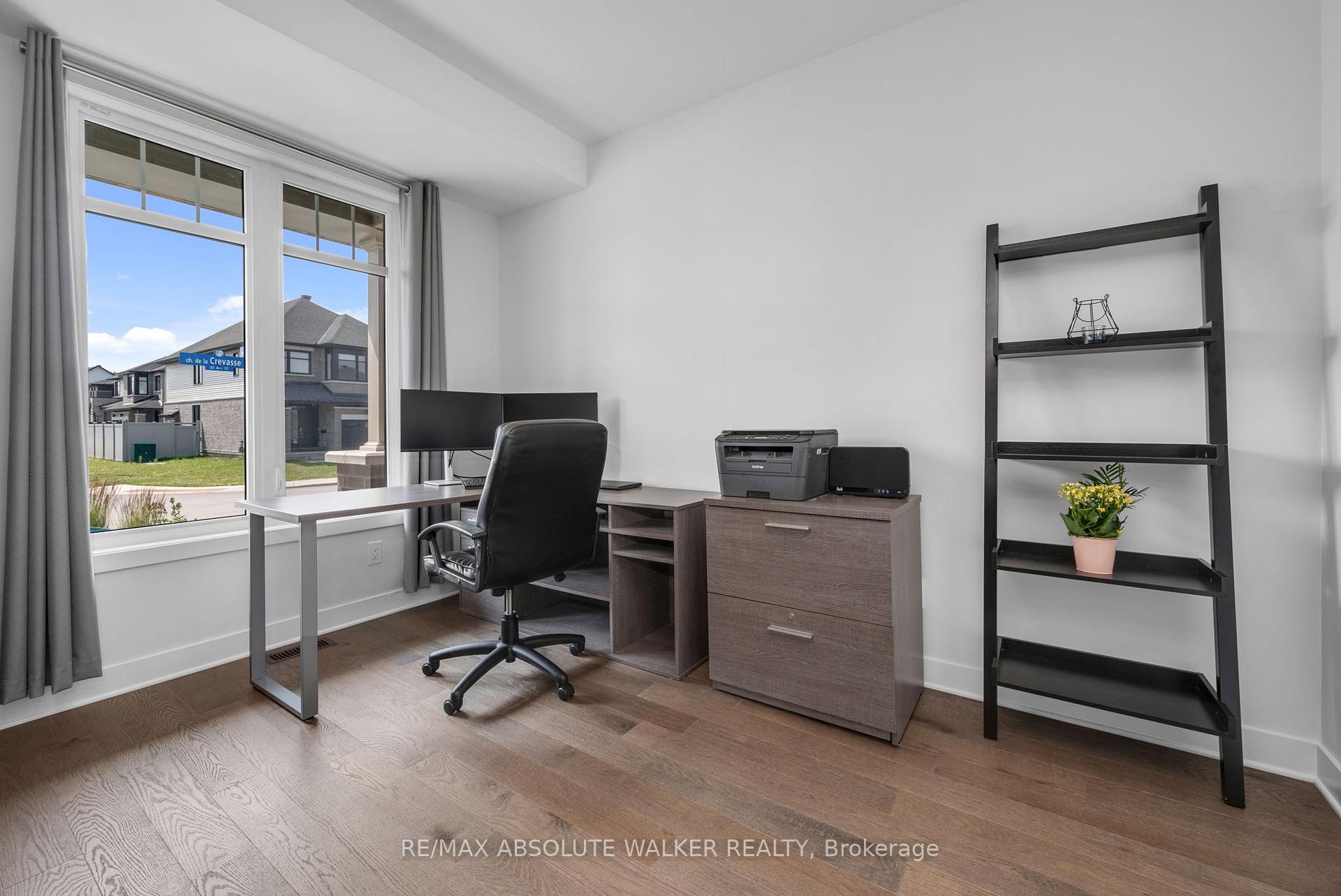 Photo 2 of 175 Crevasse Road, Ottawa, Mer Bleue/Bradley Estates/Anderson Park — HOMEH