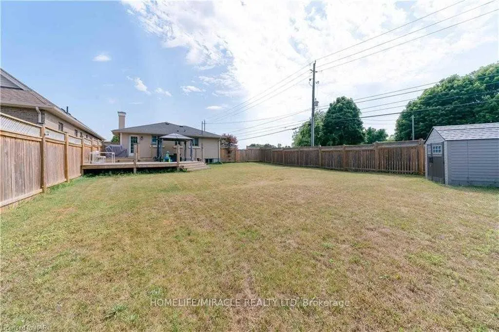 Photo 3 of Unit #Main, 2256 Stanley Avenue, Niagara Falls, Church's Lane — HOMEH