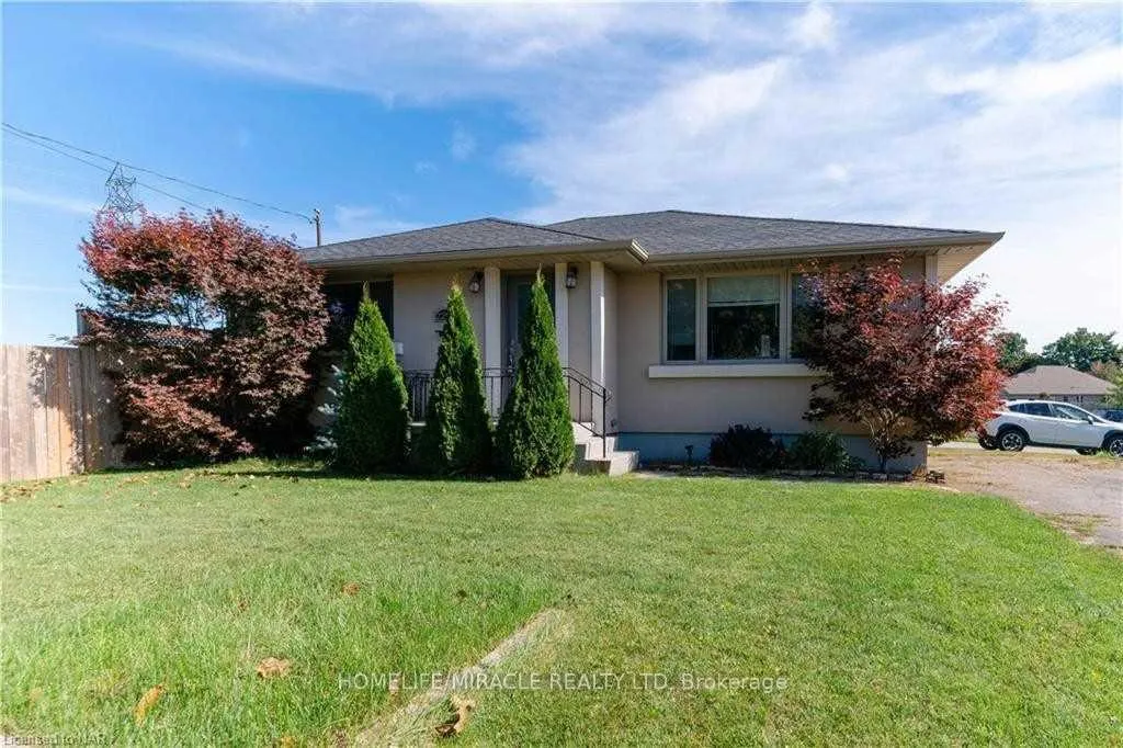 Photo 6 of Unit #Main, 2256 Stanley Avenue, Niagara Falls, Church's Lane — HOMEH