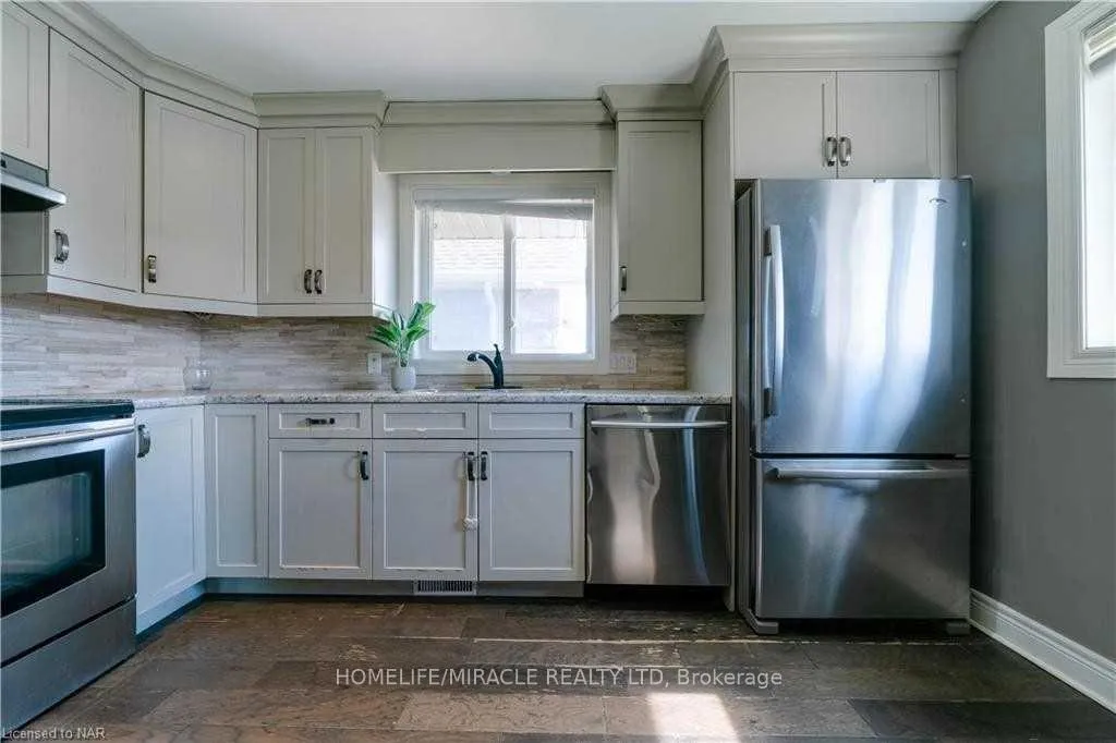 Photo 26 of Unit #Main, 2256 Stanley Avenue, Niagara Falls, Church's Lane — HOMEH