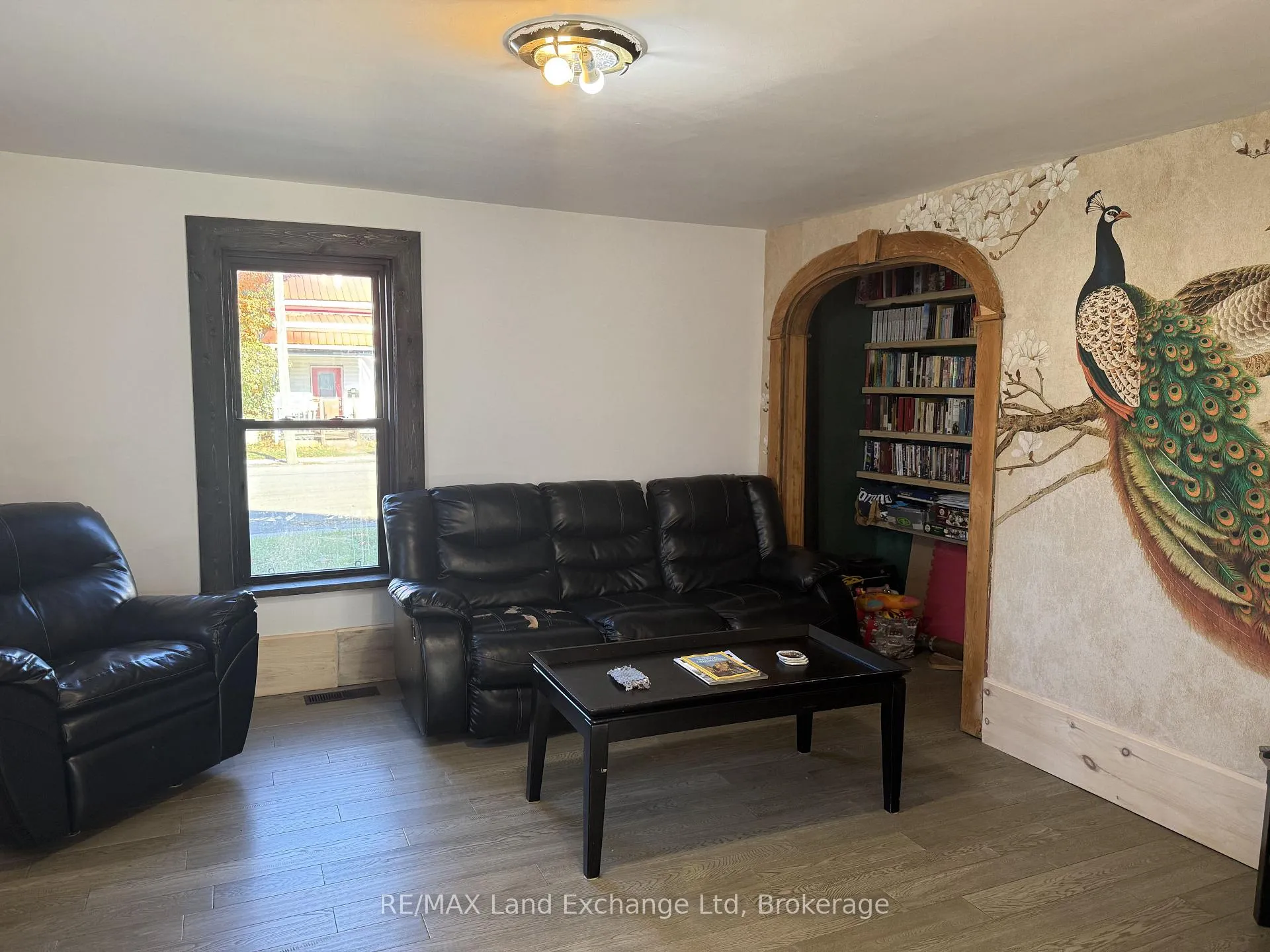 Photo 5 of 26 Patrick Street W, North Huron, Wingham — HOMEH